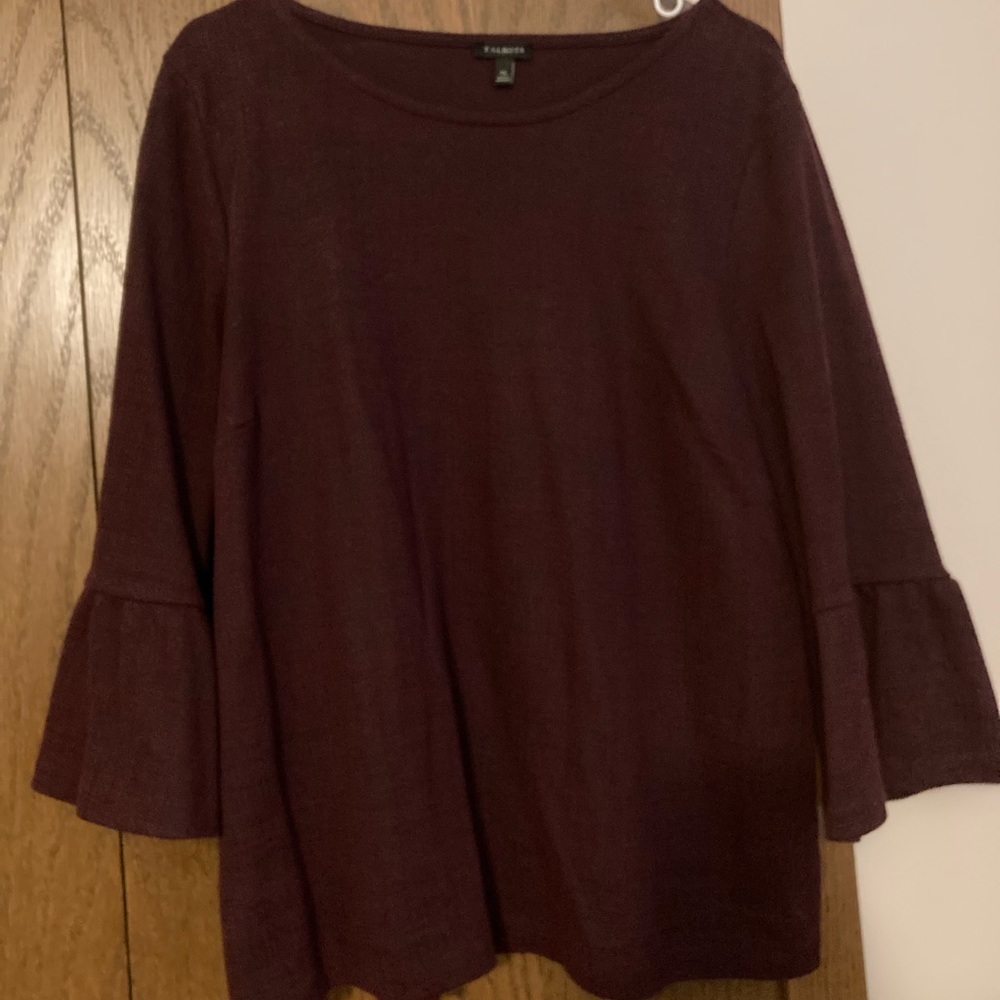 Talbots wine colored peplum sleeved top